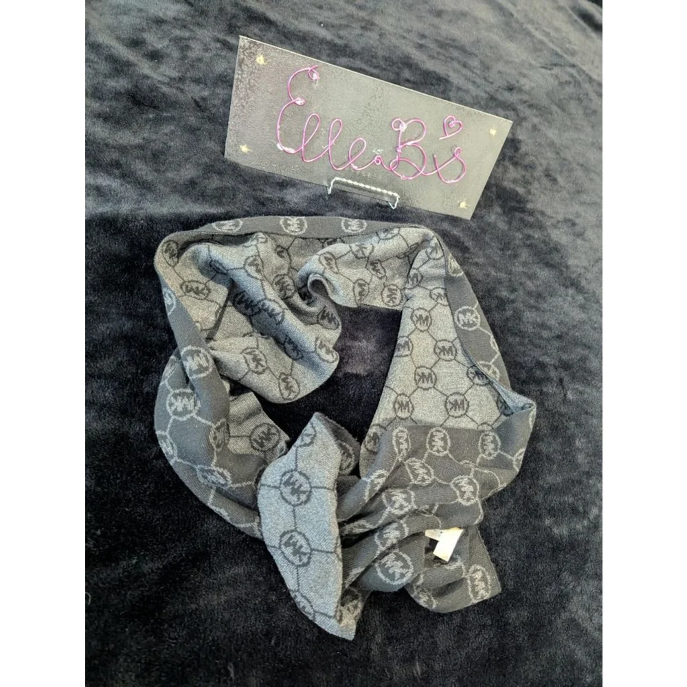 Michael Kors euc unisex